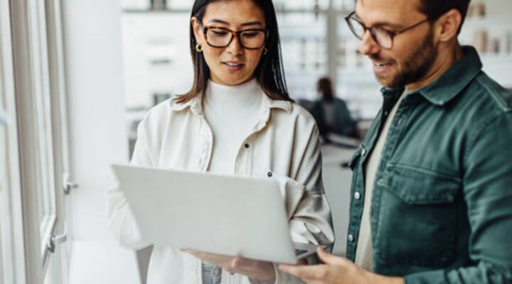 sukses berbisnis dengan memahami kompetitor